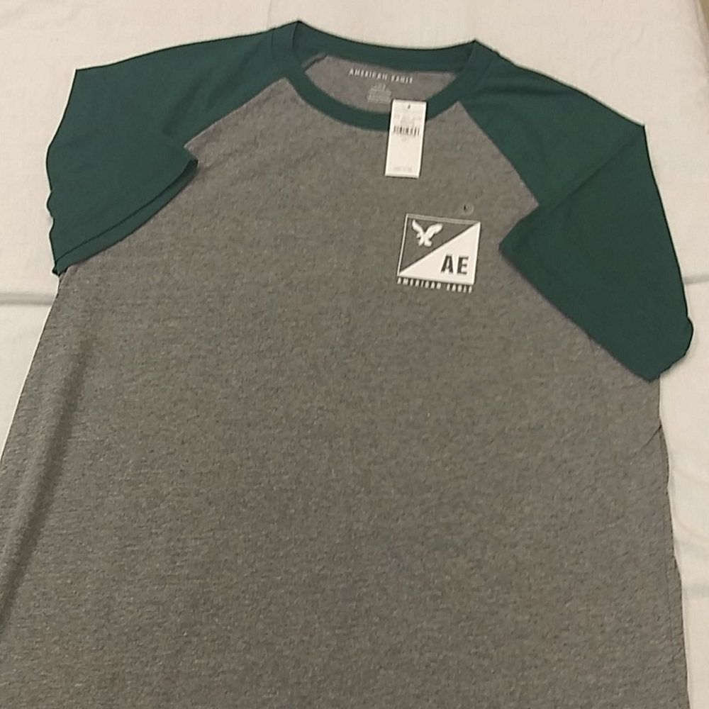 NWT Mens American Eagle Short Sleeve T-shirt